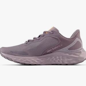 New Balance Women's Fresh Foam Arishi V3 Classic Running Shoe SIZE 5.5